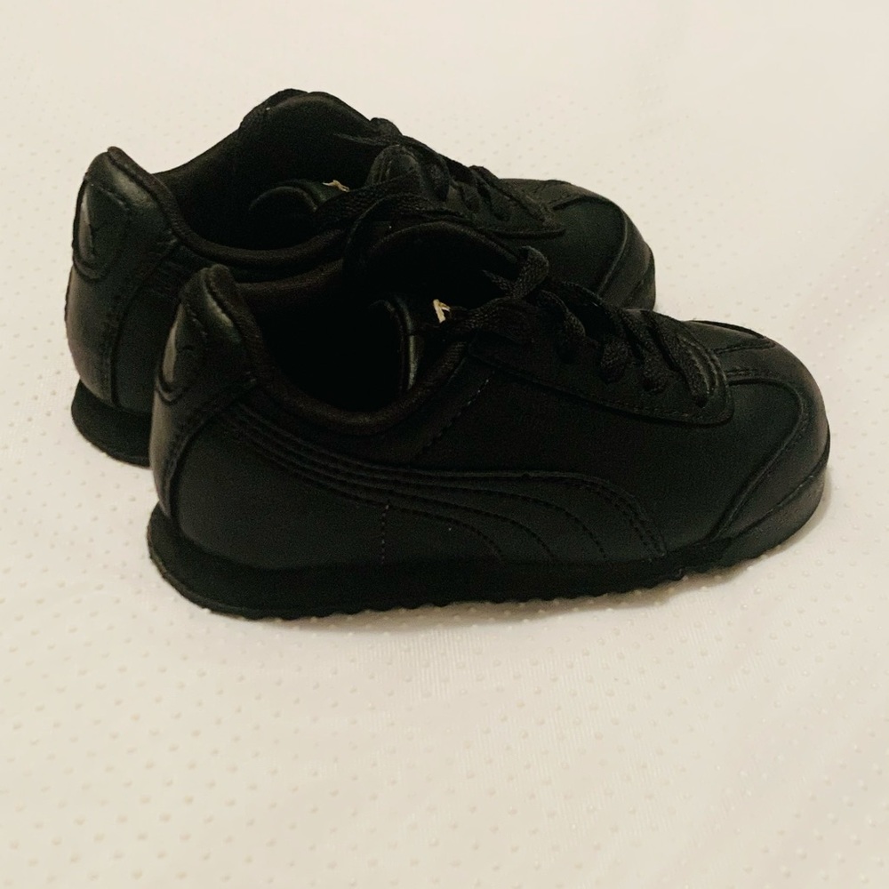 Black pumas girls